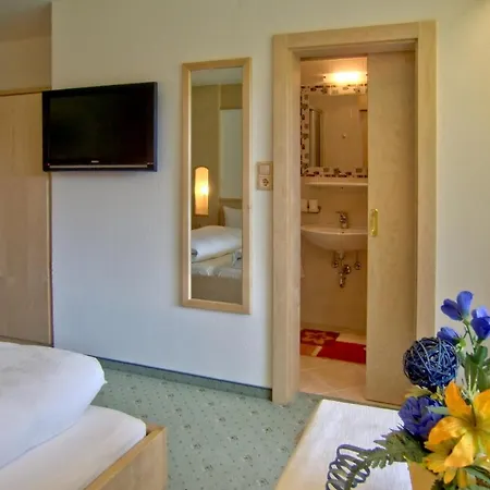 Проживание в семье Haus Marita